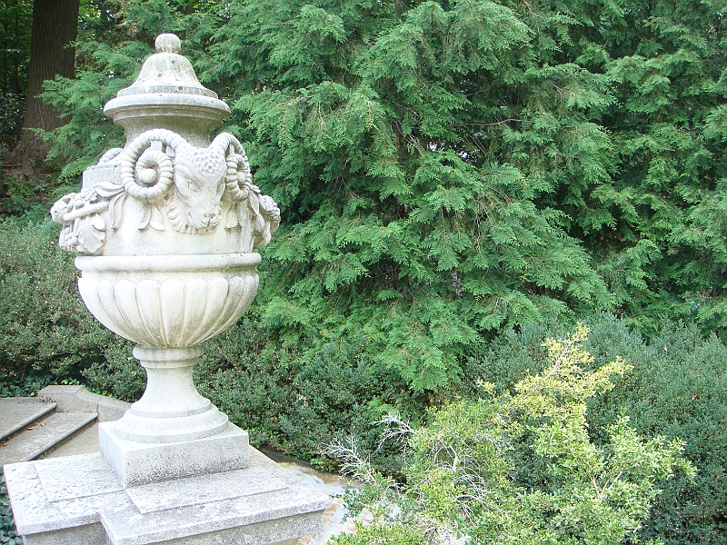 040 Longwood Gardens [2008 August 23].JPG - Longwood Gardens in Pennsylvania